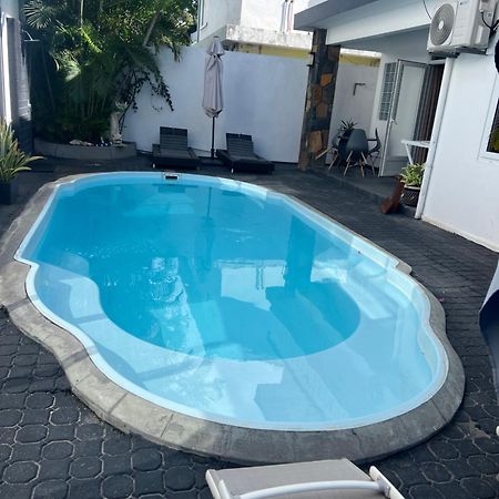 Oceanpride Complex Apartment Flic en Flac Bagian luar foto