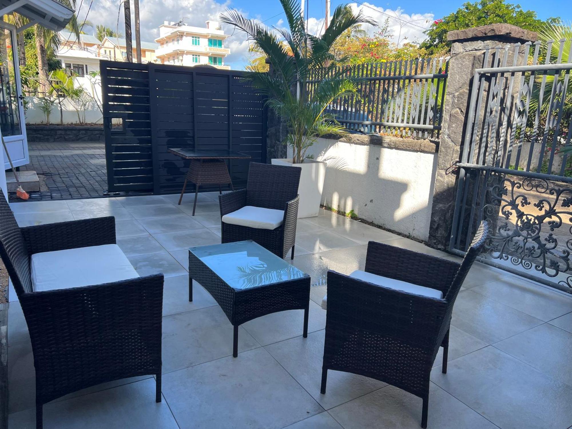 Oceanpride Complex Apartment Flic en Flac Bagian luar foto