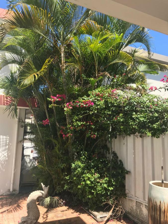 Oceanpride Complex Apartment Flic en Flac Bagian luar foto