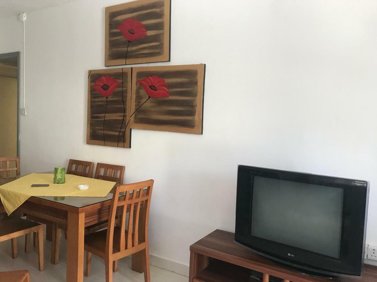 Oceanpride Complex Apartment Flic en Flac Bagian luar foto