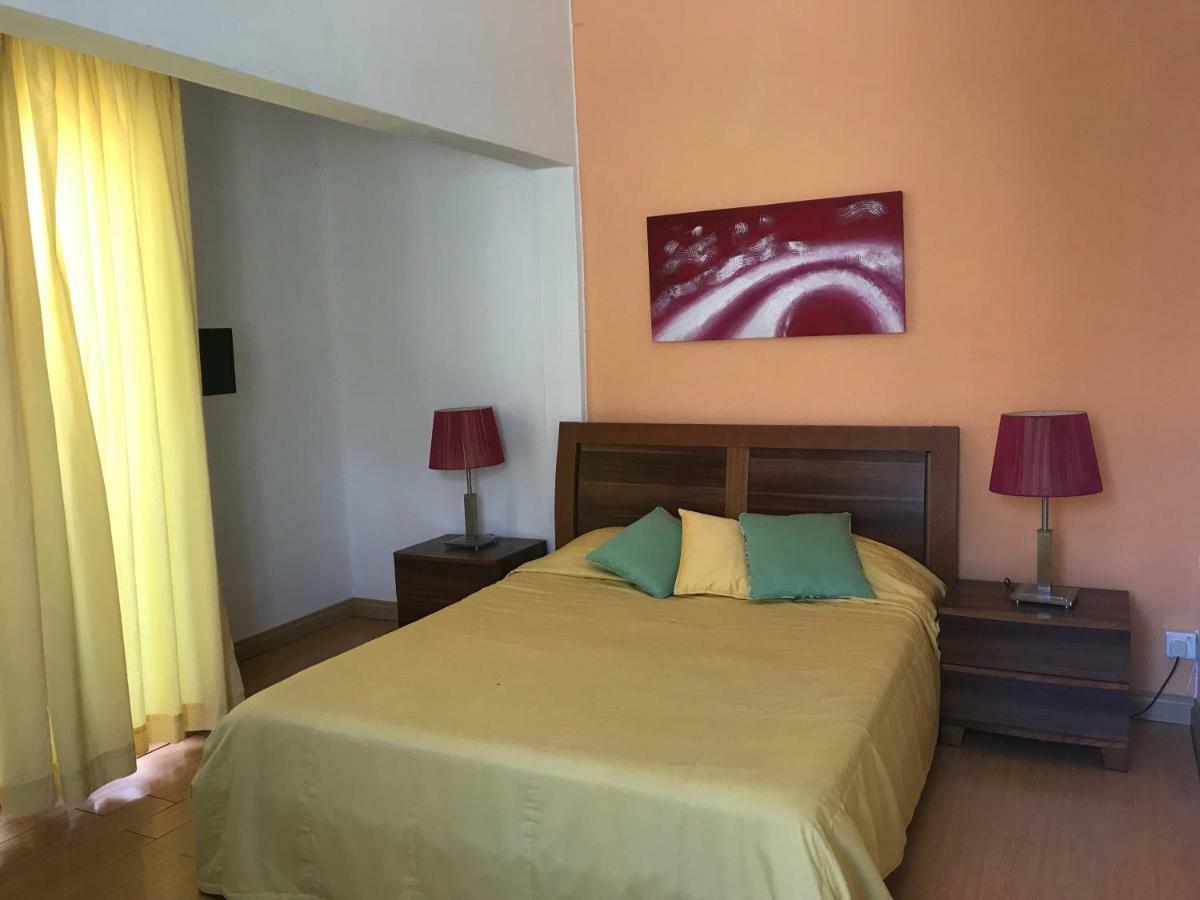 Oceanpride Complex Apartment Flic en Flac Bagian luar foto